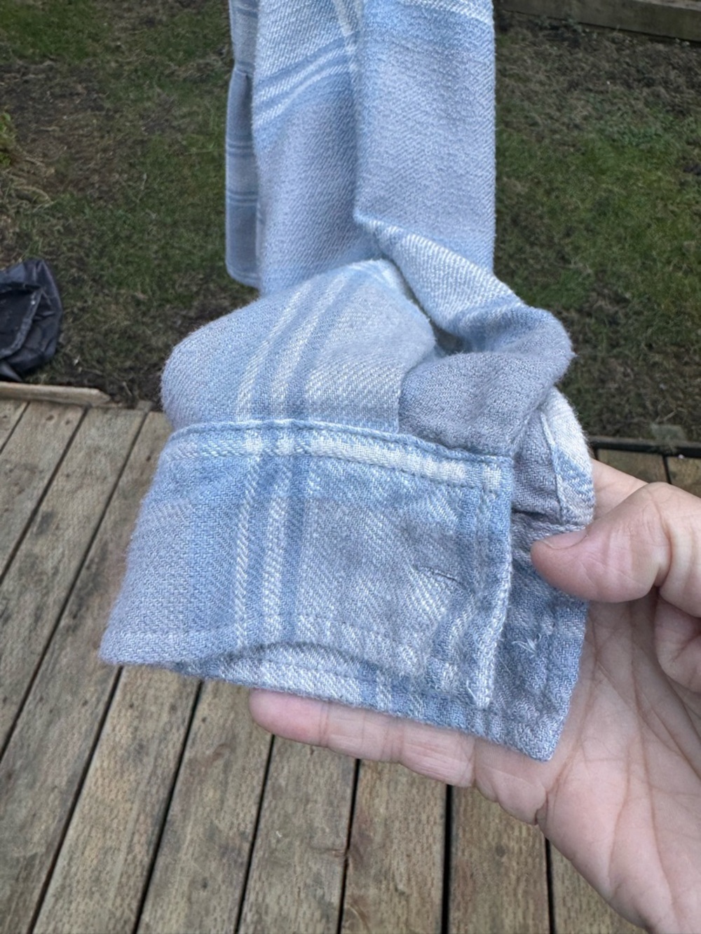 American Eagle Outfitters Light Blue Plaid Shirt Top - Picture 3 of 4